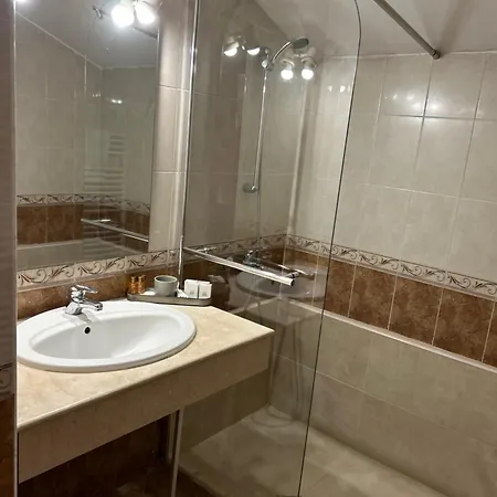 Elit Hotel